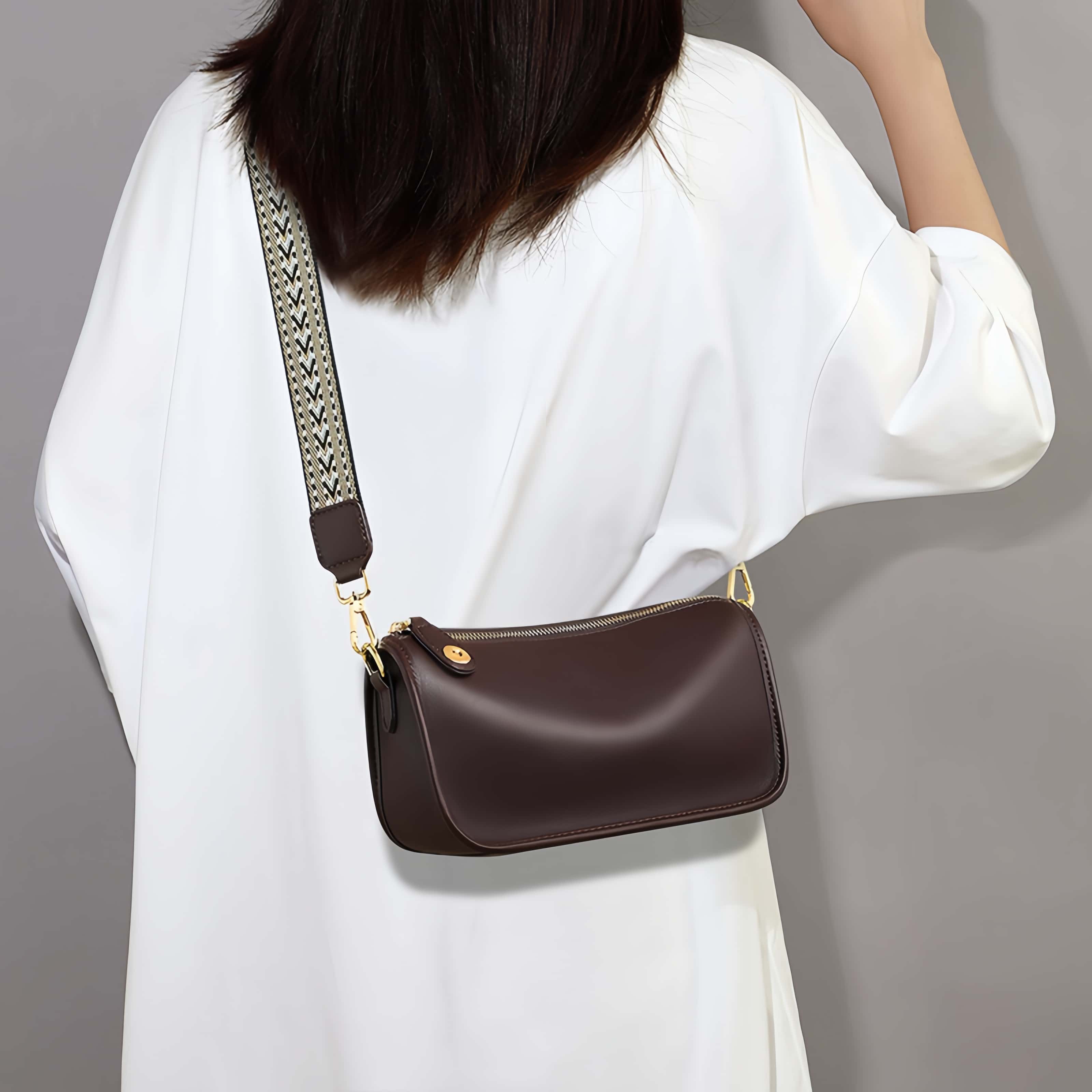茶|牛革サコッシュ|ショルダーバッグ|携帯ポーチ|斜め掛けバッグ
